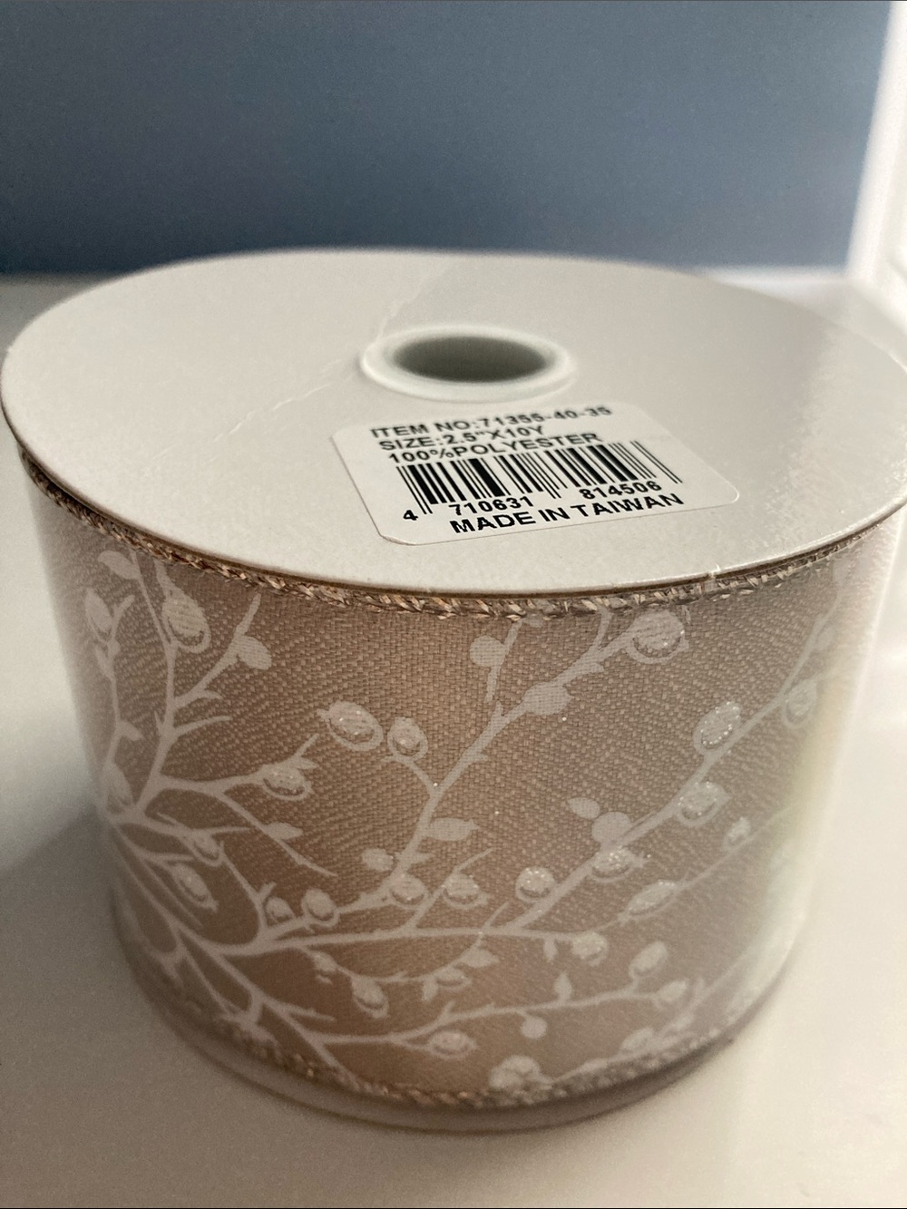 CRAFT RIBBON 2.5 INCH x 10 YARDS NWT Glitter Edges Beige White Floral